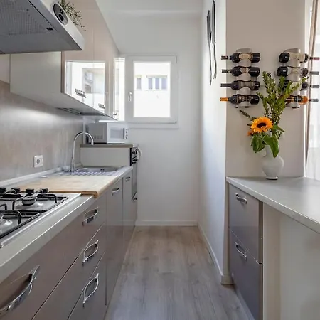 Cozy Appartament A 1 Min New Mm4 Apartment *